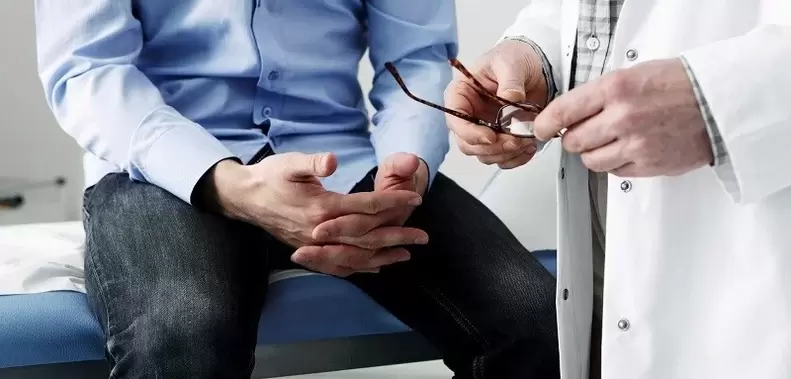 Kod prvih znakova prostatitisa trebate se posavjetovati s urologom kako biste potvrdili dijagnozu.