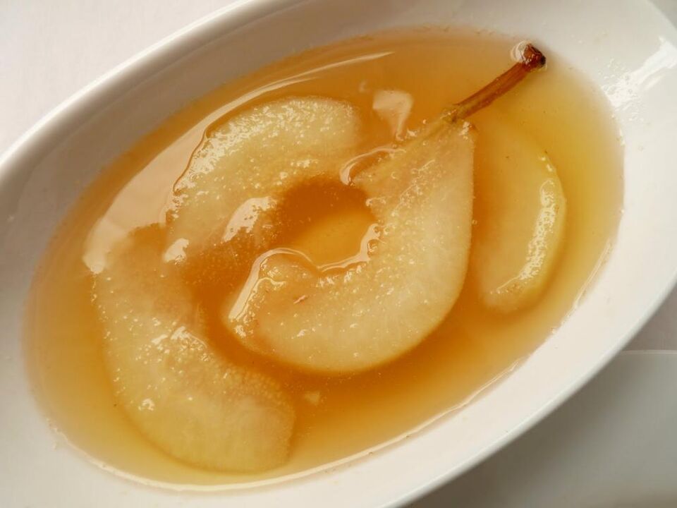 Pacijentima s prostatitisom korisno je uključiti kompot od kruške u svoju prehranu